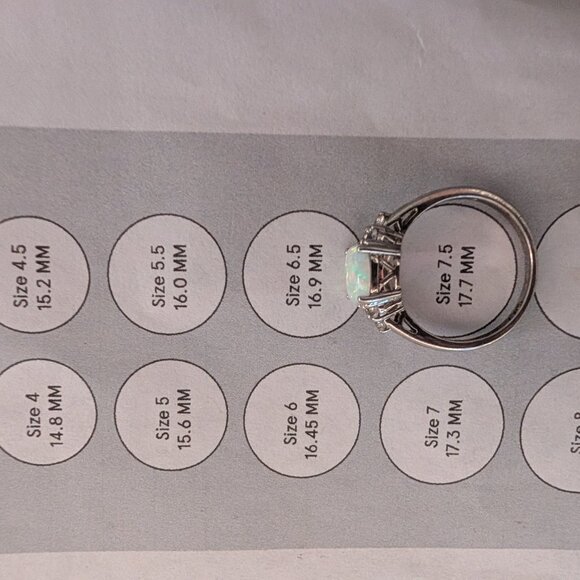 Vintage Sterling Silver Opal Estate Ring - Picture 11 of 11